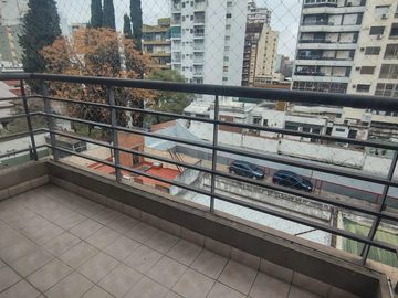 Alquiler departamento monoambiente en Flores