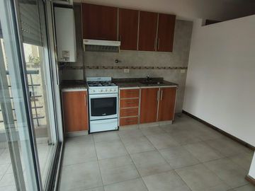 Alquiler departamento monoambiente en Flores