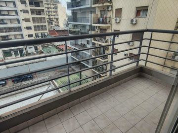 Alquiler departamento monoambiente en Flores