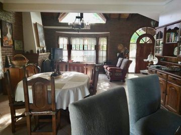 Casa en venta y alquiler anual en Country Banco Provincia