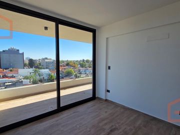 Departamento 3 Ambientes en alquiler con cochera Haedo Norte
