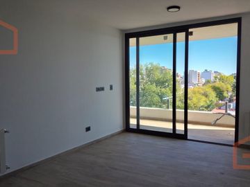 Departamento 3 Ambientes en alquiler con cochera Haedo Norte