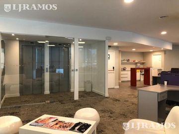 Alquiler de oficina de 297 m2 en Villa Urquiza