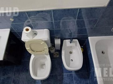 2 AMBIENTES / ALQUILER / FACULTAD DE MEDICINA RECOLETA