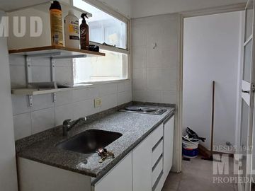 2 AMBIENTES / ALQUILER / FACULTAD DE MEDICINA RECOLETA