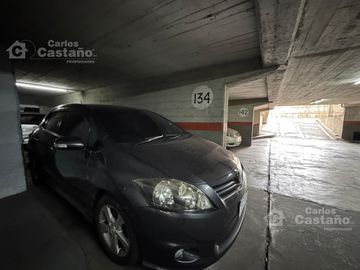 Cochera Fija a 2/c de Av. Cabildo y Juramento, Cerca del Subte