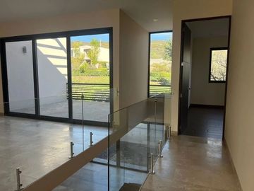 CASA EN ALTOZANO, QUERETARO