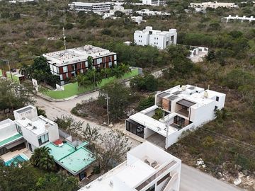 Terreno de 197m2 en esquina en la zona de Temozón