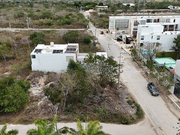 Terreno de 197m2 en esquina en la zona de Temozón