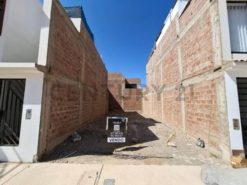 VENTA DE TERRENO – URB. EL OLIVAR CENTENARIO, TACNA