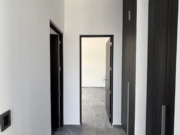 Casa en Venta | Renta en Lomas de Juriquilla + 4 recámaras + cuarto de servicio