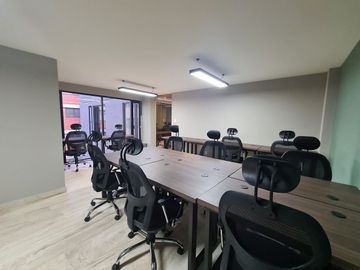 Renta de Oficina Polanco | 20 personas | Amueblada