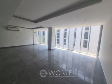 Renta de Oficina Insurgentes | 150 m2 | Acondicionada