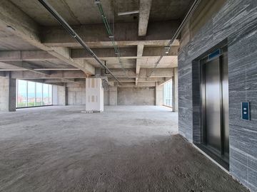 Renta de Oficina Av. Universidad | 600 m2 | Estrenar