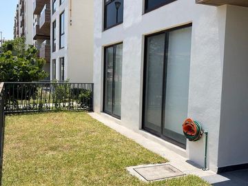 Departamento Planta Baja en Renta Amueblado con Alberca en Santa Fe Lifestyle