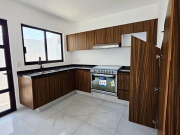 SE VENDE CASA NUEVA EN ZEN LIFE II, QUERÉTARO