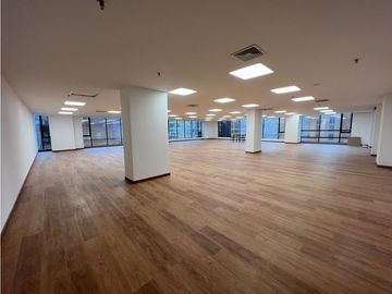 OFICINA ARRIENDO CIN - CALLE 93 DE 224 M2