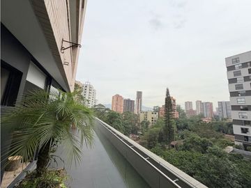 Venta Apartamento San Lucas Medellín 181 Mts2 y 85 mts2 terraza