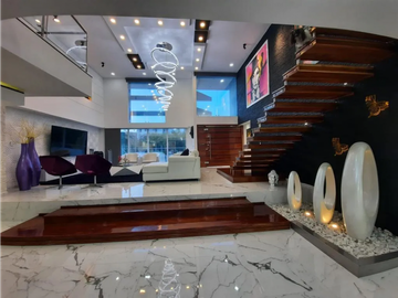 SE VENDE CASA DE LUJO EN VALLE DEL LILI DC 10223149