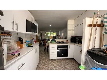Se Vende Apartamento en los Colores, Medellin