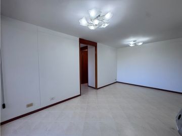 VENTA APARTAMENTO EN LOS COLORES UBICACION PRIVILEGIADA