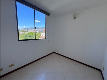 VENTA APARTAMENTO EN LOS COLORES UBICACION PRIVILEGIADA