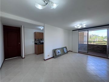 VENTA APARTAMENTO EN LOS COLORES UBICACION PRIVILEGIADA