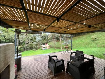 Casa para arriendo en Envigado Loma del Escobero