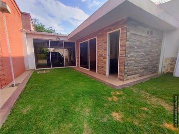Vendo Casa De Dos Niveles En Condominio Campestre En Pance