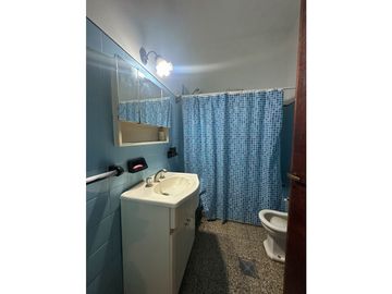 ALQUILER CASA PARA USO PROFESIONAL | UN DORMITORIO, UN BAÑO