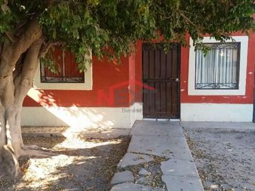 VENTA DE CASA UBICADA EN FRACC LAS VILLAS