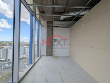 OFICINA EN VENTA EN TORRE MEDICA CELTARA