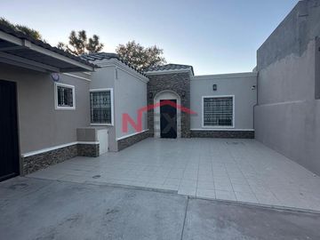 Casa en Venta LOS SILLERES, 1 PISO, 3 Recamaras