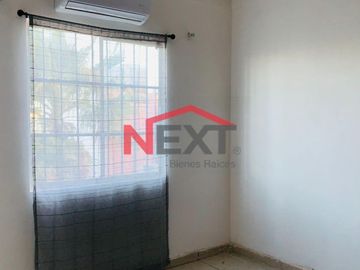 CASA EN RENTA EN COL. LAS LOMAS