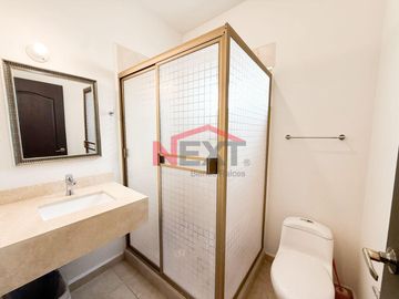 CASA EN RENTA EN ALTA FIRENZE RESIDENCIAL