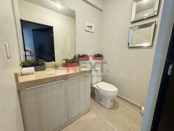 DEPARTAMENTO EN RENTA EN TORRE SOLARA