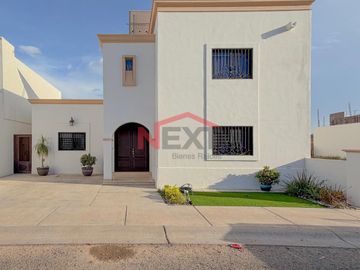 CASA EN RENTA EN REAL DE QUIROGA