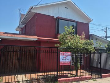 CASAS DEL TRIGAL OPORTUNIDAD AMPLIA 4 DORMITORIOS