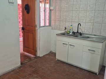 CASAS DEL TRIGAL OPORTUNIDAD AMPLIA 4 DORMITORIOS