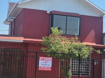 CASAS DEL TRIGAL OPORTUNIDAD AMPLIA 4 DORMITORIOS