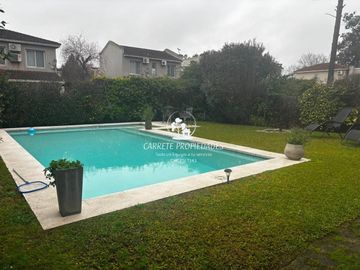 Casa en venta de 4 ambientes y pileta. Barrio La Candela. Pilar