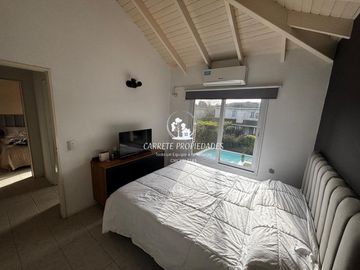 Casa en venta de 4 ambientes y pileta. Barrio La Candela. Pilar