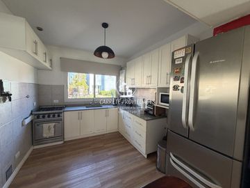 Casa en venta de 4 ambientes y pileta. Barrio La Candela. Pilar