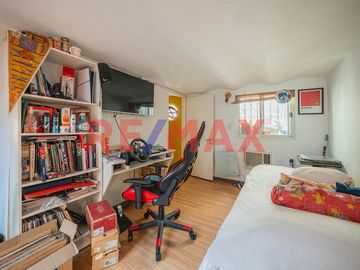 Venta PH en Almagro con terraza y muy luminoso