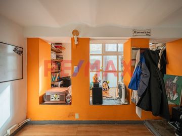 Venta PH en Almagro con terraza y muy luminoso