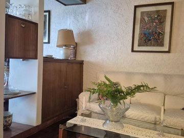 Casa Doble en Villa Adelina cochera  y parrilla