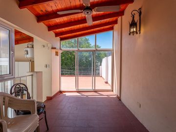 VENTA CASA 7 AMB COCHERA QUINCHO FLORESTA 268 M2