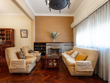 VENTA CASA 7 AMB COCHERA QUINCHO FLORESTA 268 M2