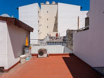 VENTA CASA 7 AMB COCHERA QUINCHO FLORESTA 268 M2