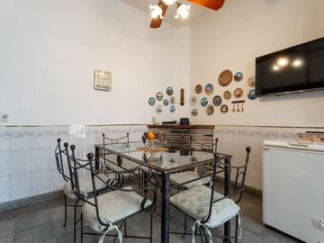 VENTA CASA 7 AMB COCHERA QUINCHO FLORESTA 268 M2